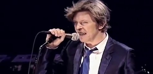 David Bowie - I´m afraid of Americans (live)