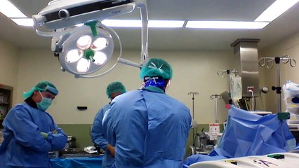 La chirurgie est une opération délicate