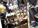 Three people die due to bus accident in Karachi-Geo Reports-05 May 2015