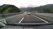 珍しい高速の信号　東名・日本坂ﾄﾝﾈﾙ　ﾚｰﾀﾞ探知機ﾕﾋﾞﾃﾙ警告「長いﾄﾝﾈﾙ」