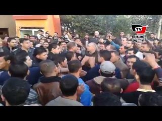 أهالي غرقى «البحر الأحمر» يقطعون طريق بالدقهلية: «ينجيب حقهم.. ينموت زييهم»