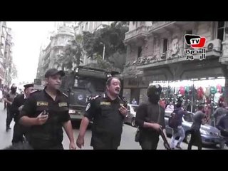 الشرطة تضبط متظاهرين بشارع محمد محمود