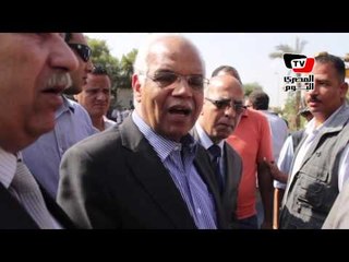 محافظ القاهرة يأمر رئيس حي بإزالة المخلفات: «متقوليش دراسة أمنية»