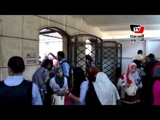 بوابات إلكترونية تستقبل الطلاب في جامعة القاهرة