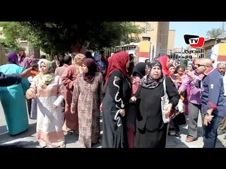وقفة احتجاجية لعمال سجاد المحلة لعدم صرف رواتبهم