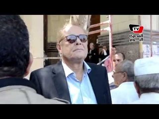 محمود عبد العزيز على رأس الحاضرين جنازة أحمد رجب