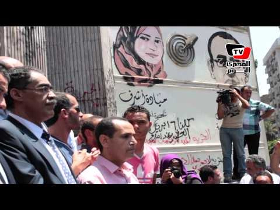 اتحاد الصحفيين العرب ينظم وقفة أمام نقابة الصحف...