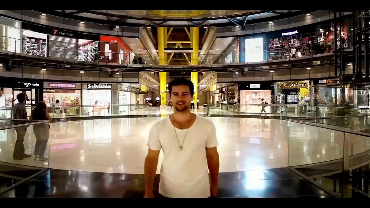 Move - Around The World in 1 minute !