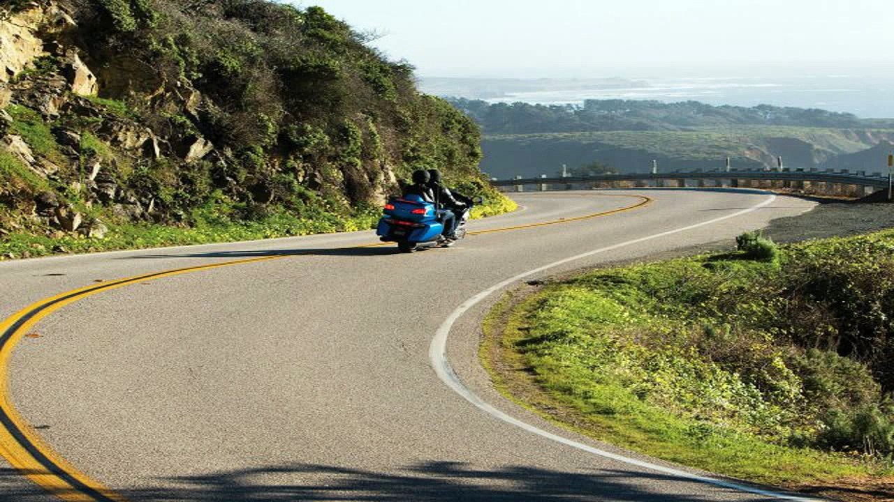 2015 honda goldwing All New Motor Cycle Tour Super Bike Review Overview Price Specificatio