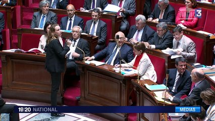 Une tribune contre le sexisme des hommes politiques