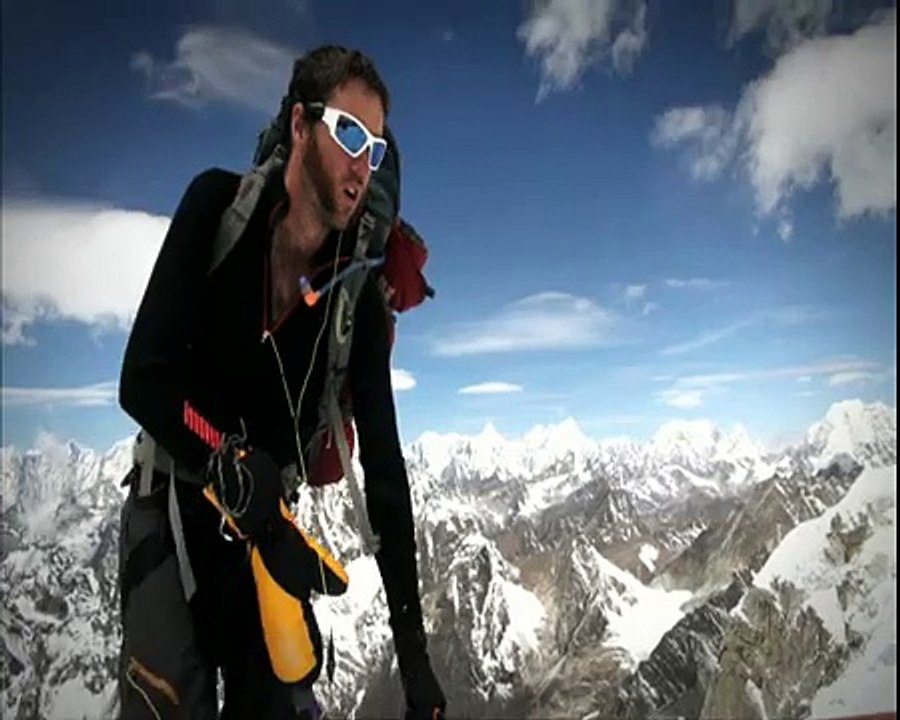 'Harry's Mountain Heroes' official trailer (music by Biggi Hilmars)