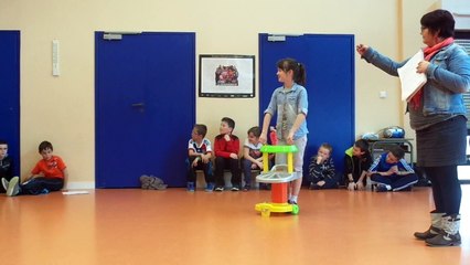 Théophile, Léonie et Luna dans "Le marché"