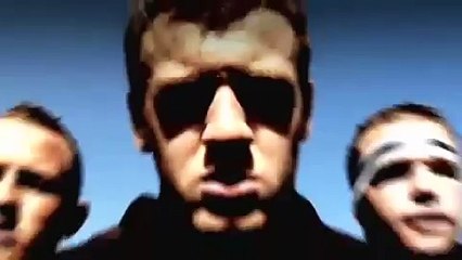 Raving Rabbids -Bunnies Can't Play Rugby