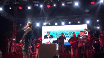 Mustafa Ceceli'nin Konserinde Gerginlik