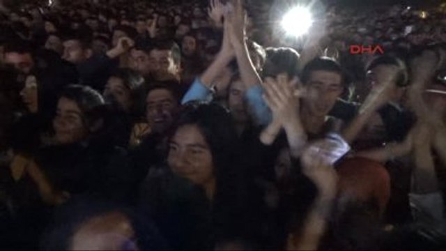 Siverek - Mustafa Ceceli Konserinde Biber Gazlı Müdahale 11 Gözaltı