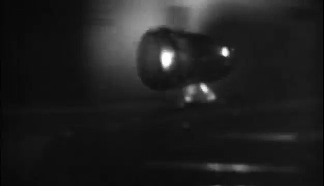 The Crawling Hand (1963) trailer
