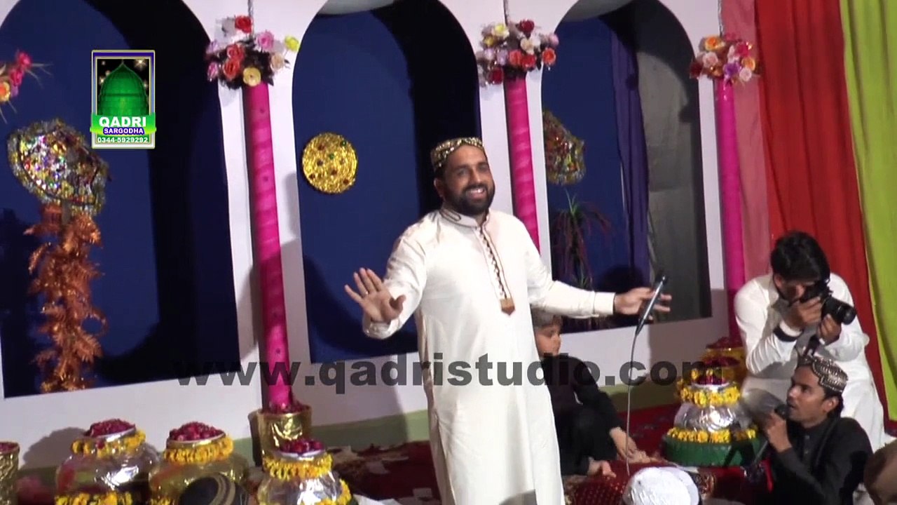 Kasam Khuda di us din di New Naat by Qari Shahid Mahmood Qadri at Mehfil naat Iqbal colony Sargodha 2015