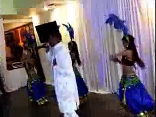 Dwayne Bravo and Nisha B performs Chalo Chalo