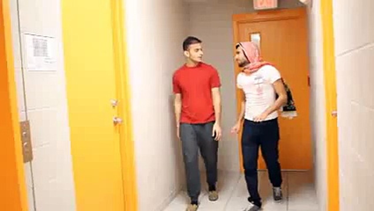 ZaidAliT - How Girls Act When Someone Looks At Their Husband.