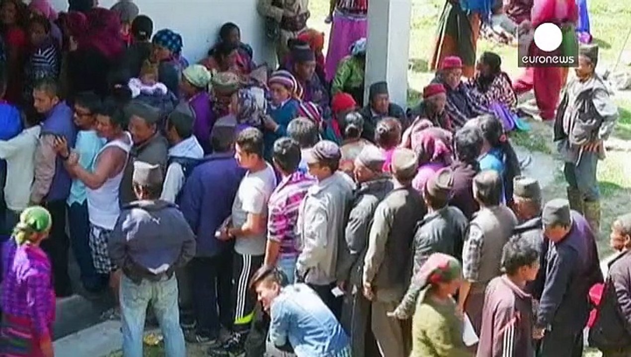 Nepal: cancellata la valle del Langtang, restano poche rupie a chi è sopravvissuto
