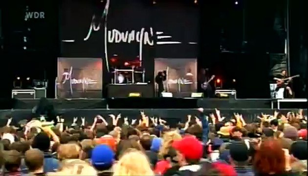 Mudvayne - Not Falling Live Rock Am Ring 2005!