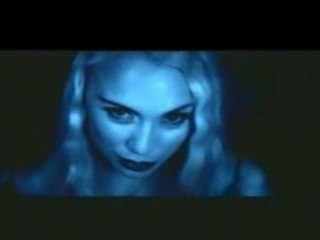 Stella Soleil - Kiss Kiss