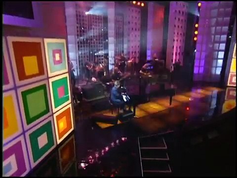 Elton John - I'm Still Standing (Live)