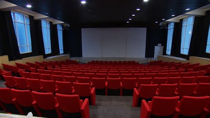 Hexagone Balard : des députés visitent le chantier