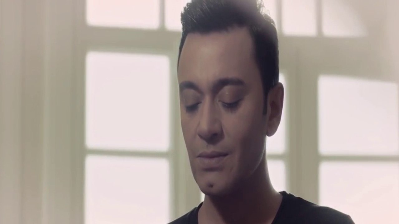 Oktay Gürtürk - Aşk Çiçeğim (Klip) 2015