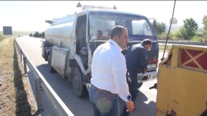 Tankerin Çarptığı Kamyon Sürücüsü Öldü