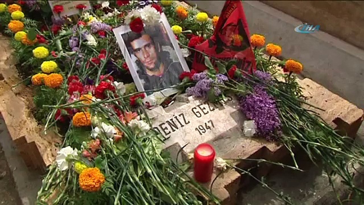 Deniz Gezmiş ve arkadaşları mezarları başında anıldı