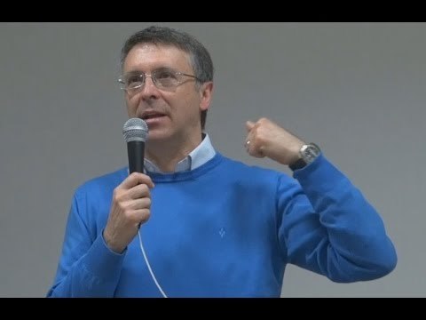 Aversa (CE) - Corruzione, Raffaele Cantone incontra gli studenti del Liceo Fermi (04.05.15)