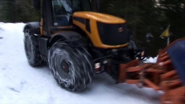 JCB Fastrac 8250 im Winterdienst