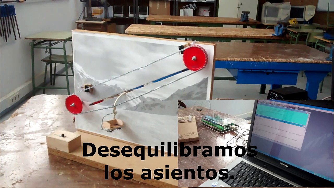 Teleférico programado en LOGO por Roberto Cid - IES San Isidro