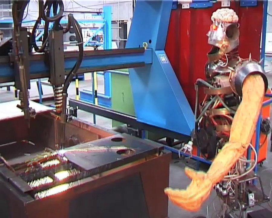 ROBOTS...
