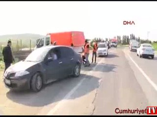 Büyükçekmece'de feci kaza: 3 ölü, 3 yaralı