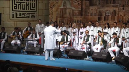 Dezavantajlı Kadınlara 5 Dilde Konser