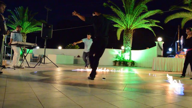 Zeimpekiko - Greek Night Meandros Hotel - Kalamaki Zakynthos .......