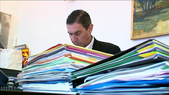 Emprunts toxiques: les communes attendent l'aide de l'Etat