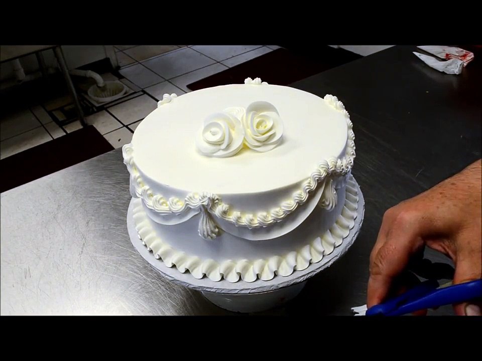 Wedding Cake Decorating in 5 min - Learn The Secrets of Bakery