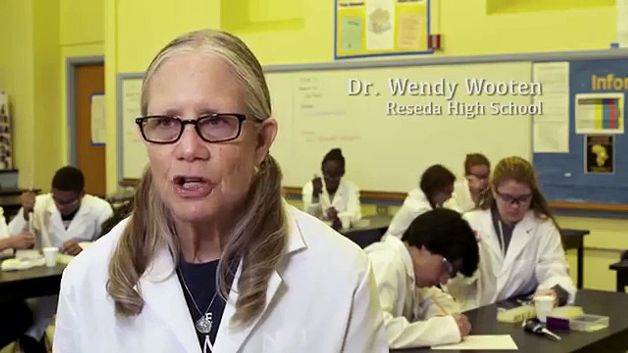 Bringing Biotech Into Classrooms Through Amgen Biotech Experience