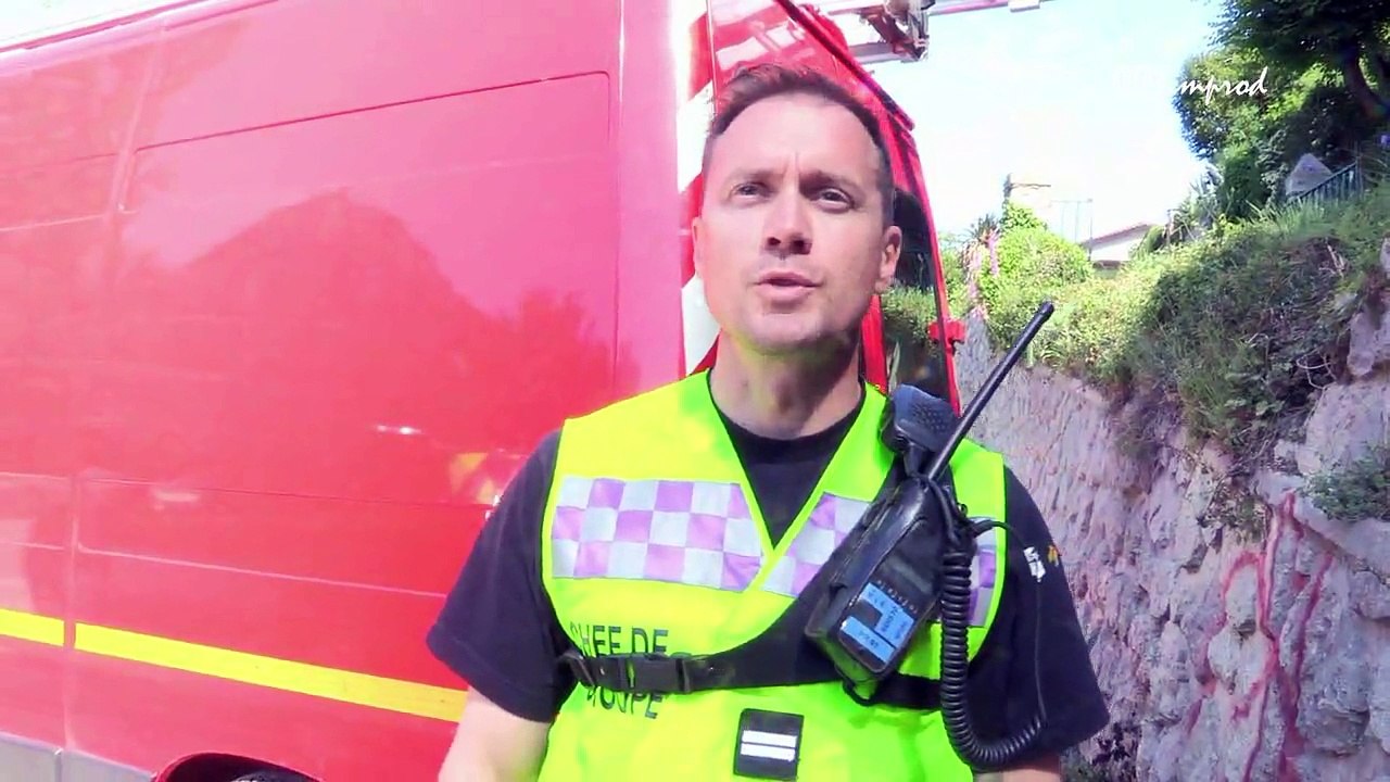 20150506 ANDUZE les biquettes et les pompiers