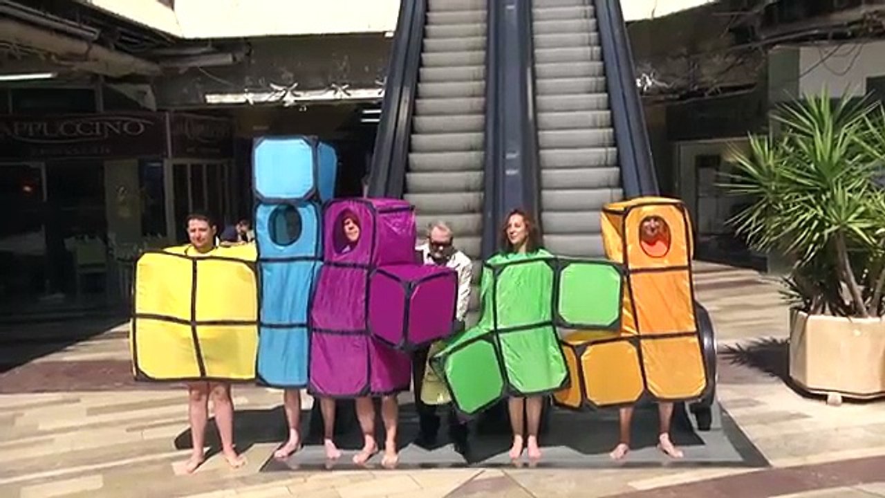 Grand fan de Tetris, Rémi Gaillard se lance dans une nouvelle parodie !