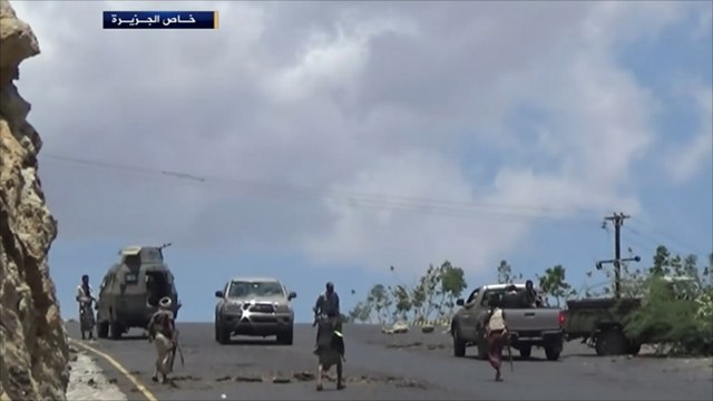 مواجهات بين المقاومة والحوثيين في سوق الزنقل غرب تعز