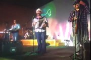 JULIAN GOMEZ CON SU NORTENO EN VIVO DESDE EL RODEO DE FRANKFORT IN ( FLOR DE CAPOMO )