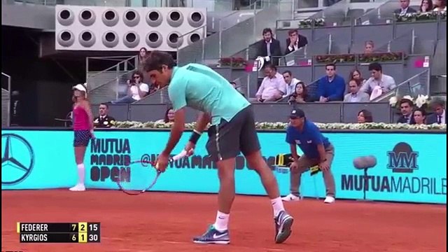 Roger Federer 1-2 Nick Kyrgios: Bất ngờ