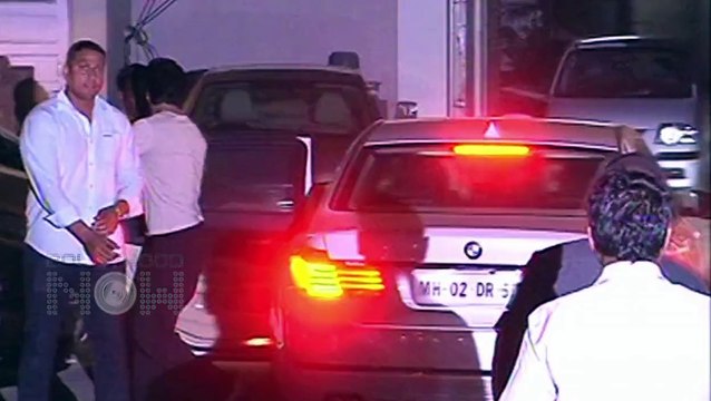 Shahrukh Khan Meets Salman Khan At 1 AM To Wish Him Luck | 2002 Hit-and-Run Case