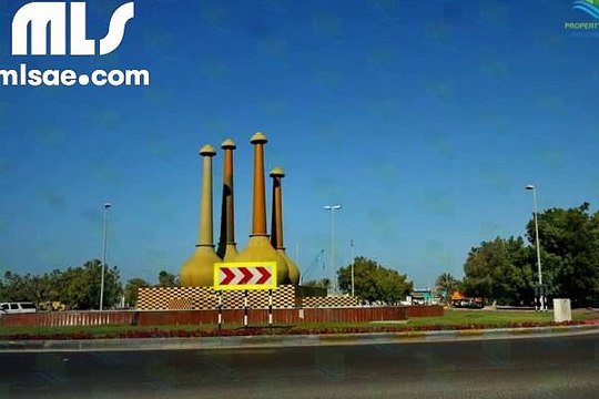 Luxurious and Spacious 3BR apartment for rent located in Mina Road. - mlsae.com