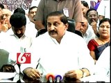 Andhra Pradesh CM Kiran Kumar Reddy resigns over creation of Telangana