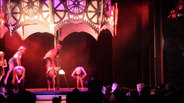 PARIS UN JOUR PARIS TOUJOURS